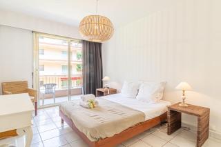 Menton Garavan 2BR by the sea parking - 3