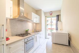 Menton Garavan 2BR by the sea parking - 4