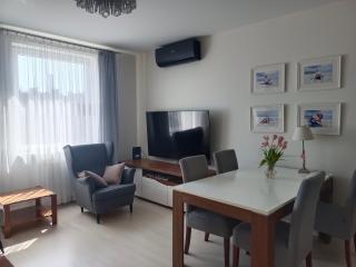 Blue Sky Apartment - 3