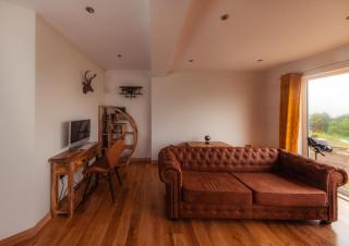 Luxurious 3 bdrm cottage by fairy pools 4 - 3