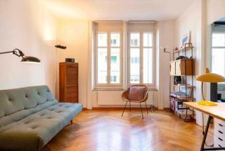 Flat 12-min walk to Bern station - 0