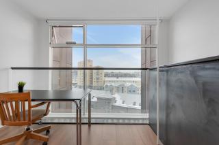 Modern Loft Apt with Balcony in Central Reykjavík - 2