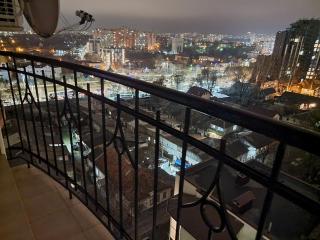 Central Vibe Panoramic 2-Bedroom 2 - 8