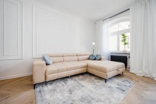 B68 Apartment 28A - 7