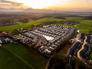 Ravenbosch - Fireplace Garden Shed - 1
