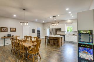 Sunset Soaks & Family Fun: Rural Tennessee Retreat - 8