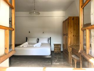 Lenitsa Central Parga Rooms - 4