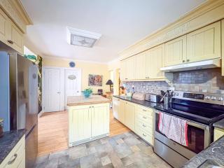 Maison Des Jardins B & B - 7