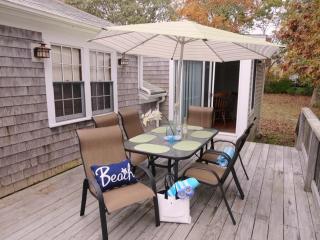 Walk to Beach Close to Town WiFi AC Units Ginger Plum Cottage - Harwich Port - 7