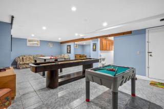 Perfectly Content: Walk to Schoolhouse Pond - West Chatham - 8