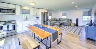 Town Neck Beach Retreat by the Marina - Sandwich - 0