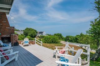Oceanview Retreat w/ Private Beach Access - 0