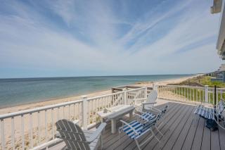 Spacious Oceanfront Home w/ Sun Bay Views - 0