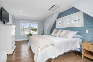 Chatham Coastal Retreat – Modern Dog-Friendly - 6