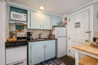 Charming Dennis Port Getaway for Two with Pool Walk to Beach - 4