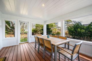 Your Cape Getaway – Beach Plum Cottage - 8