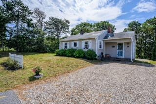 Sarah-N-Dipity: Cozy Cottage Near Ridgevale Beach - 5