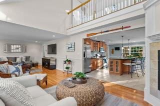 Make a Splash: Pool Retreat Near the Beach - 9