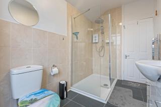 Nottingham Modern 2 Bed house- 5 sleeps - 6