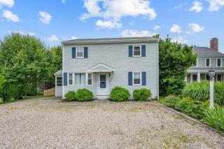 Charming Town Neck Home for Cape Relaxation - 5