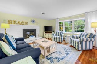 Family-Friendly Harwich Retreat Near Beaches - 0