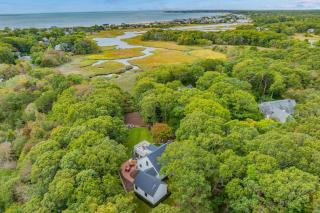 Serene Cape Cod Retreat with Lake Views Fire Pit - 9
