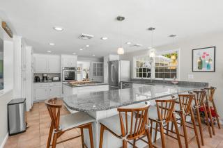 Ultimate Chatham Getaway with Outdoor Oasis - 9