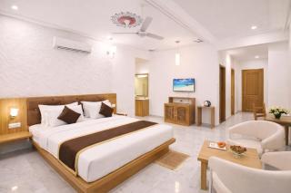 OPO Palm Villa Dritan - 1
