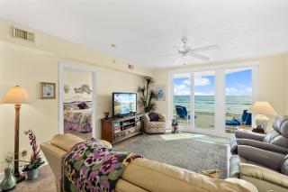 Oceanfront 2BR Condo Ponce Inlet Sleeps 6 - 4