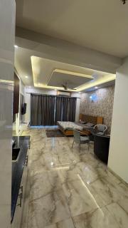 Gcc Stayss - 2