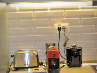 Fleeville Kozi Apartment 2 - 3