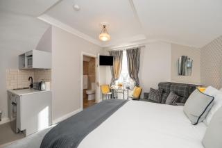 Abbey View Townhouse - 5