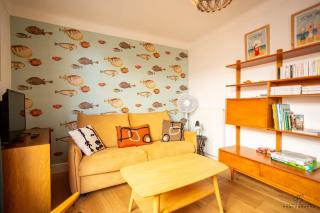 T2 en plein cœur du village & terrasse privée - 4