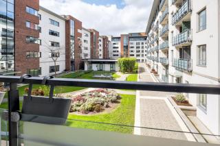 2BR Flat in City Centre-1min to National College - 6