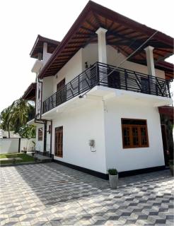 Naveen Tours and Akarui Villa - 5