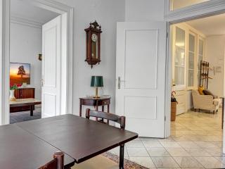 Zentrale Wohnung Stuttgart mit Balkon für 10 Gäste - Stoccarda - 5