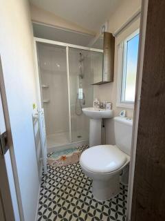 Cornish Coastal Retreat - Dog Friendly Caravan - 1