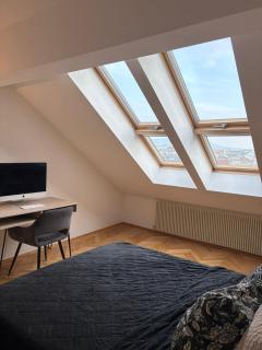 Skyline Retreat in the Heart of Vienna! - 3