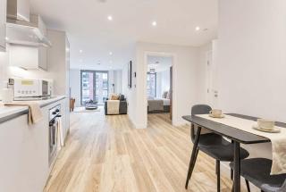 Lovely Central Birmingham 1 Bed Apartment - 0