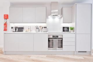 Lovely Central Birmingham 1 Bed Apartment - 2