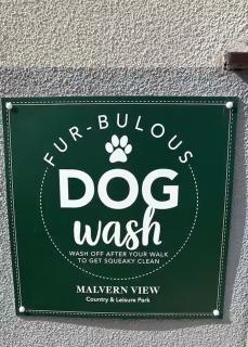 Peaceful 8-Berth Caravan Retreat Pet Friendly - Malvern View Holiday Park - 3