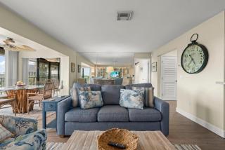 Mariner Pointe 813 - 2