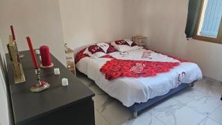 house, swimming pool, jacuzzi 6-8 people - 2