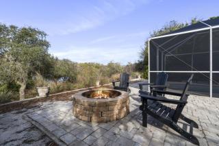 Surf View at St Augustine One Block to Beach and Screened Heated Pool - St. Augustine - 5