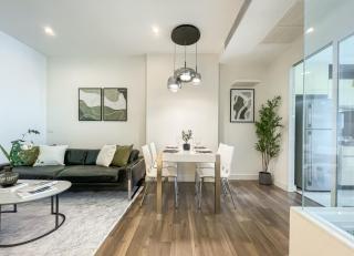 Near BTS l Central Sukhumvit l Pool and Garden l Sontana - 1