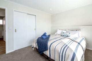 Arthurs Vineyard - Sleeps 10 - 8