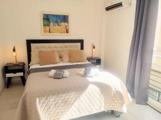 Apart 6 Aristides & Bares - 2