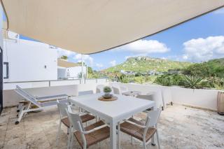 Seabreeze Retreat Stylish Blue Bay Residence - 7