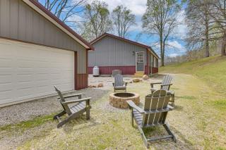 Laurelville Home w/ Hot Tub & Fire Pit - 9