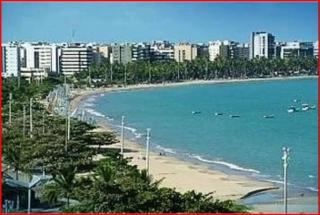Apto na Ponta Verde com Piscina á 3min da Praia! - 1